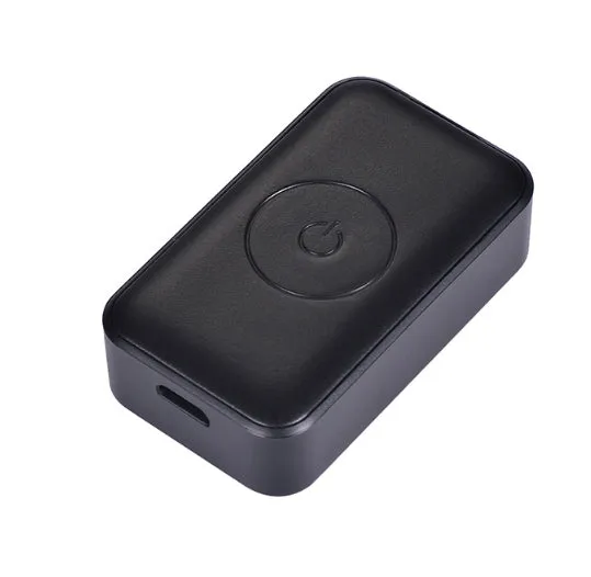 P03 Smart GPS Wireless Pet Tracker in black with ABS casing and 800mAh battery