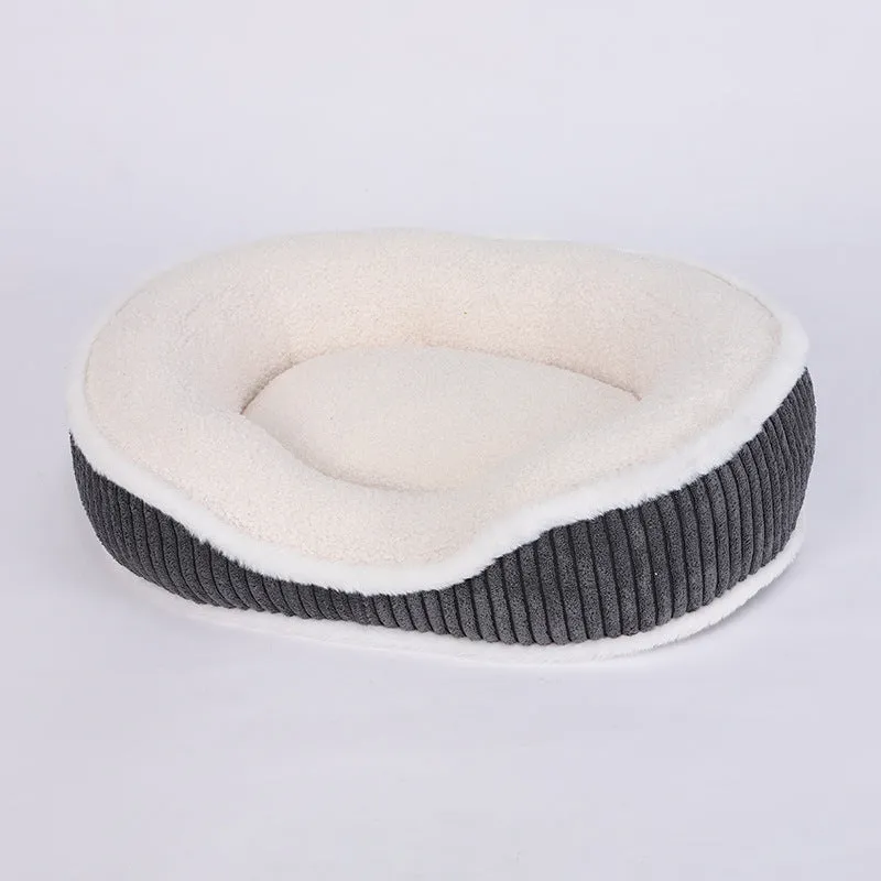 New autumn-winter pet bed with thick soft plush cushion in three sizes and colours