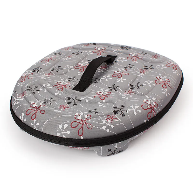 Portable foldable EVA pet handbag for dogs and cats, champagne colour, 45x35x32cm, on a light background