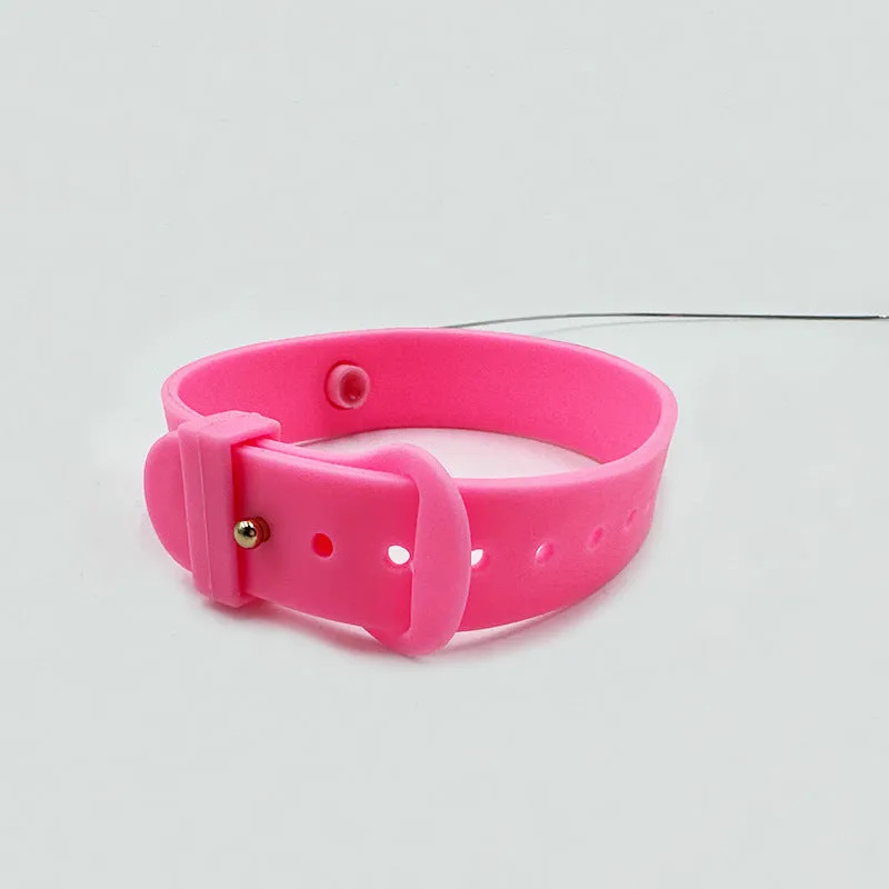 Adjustable cat collar toy with elastic feather teaser in pink or blue colour options