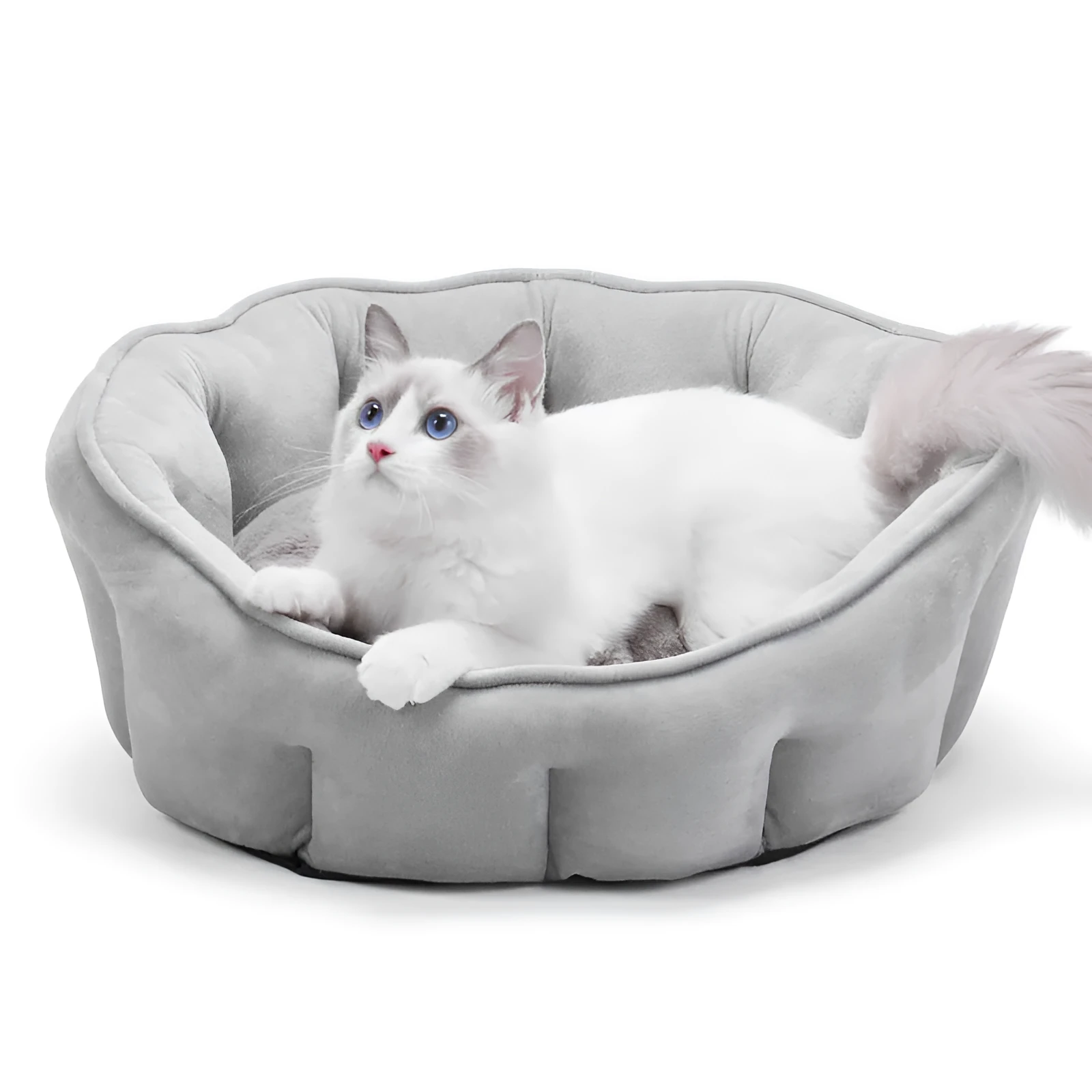 Grey plush cat kennel with an integrated hammock, showing soft interior and dimensions of 46cm wide.