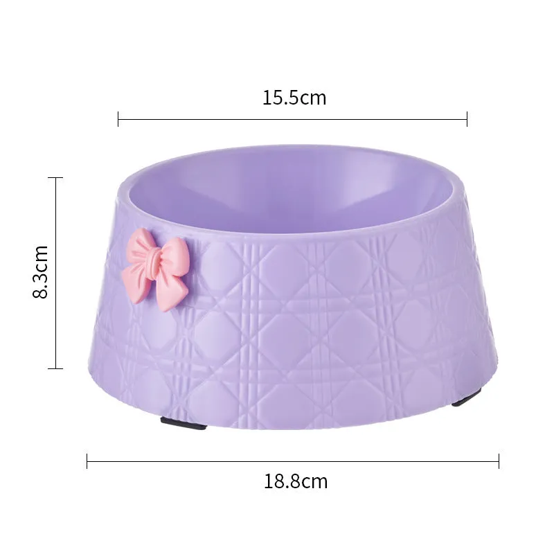 Decorative pet feeding bowl with diamond pattern in choice of colours.