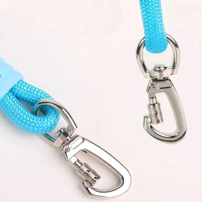 Dog leash with foam handle and 140cm nylon traction rope in choice of four colours