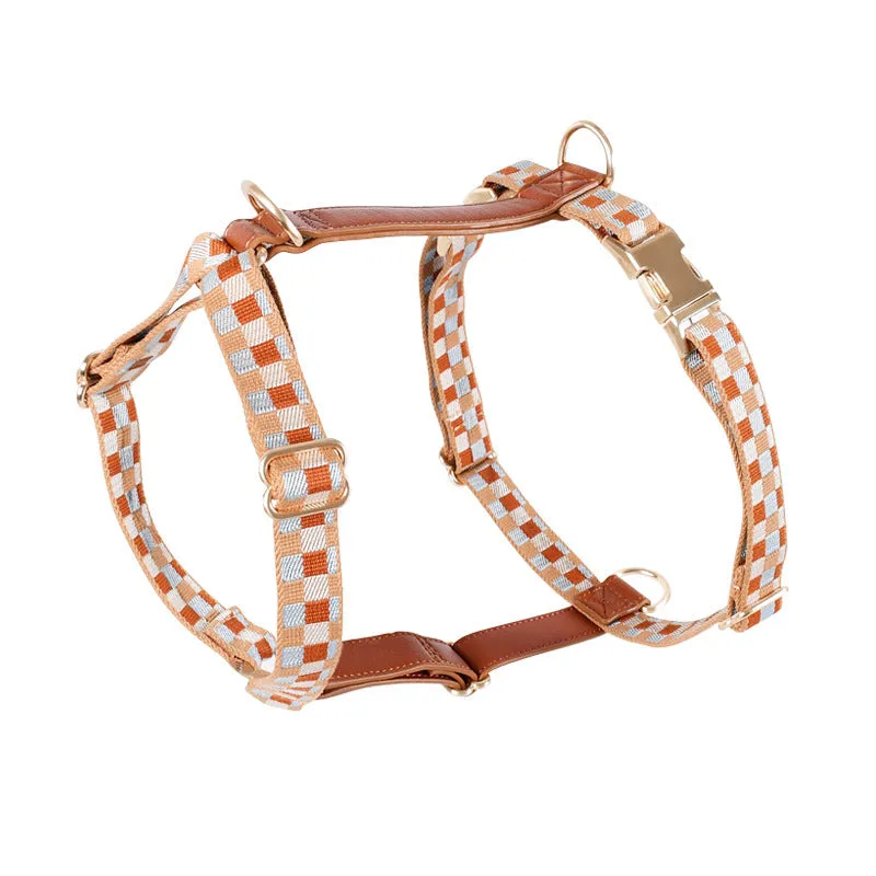 I-shaped dog chest harness with adjustable collar and 150cm hand-holding rope in leather rib fibre