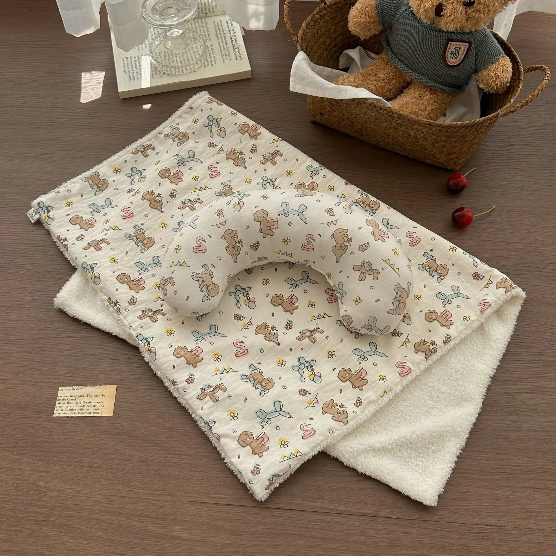 Cat pet bed set showing pillow and two quilts in cloth fabric