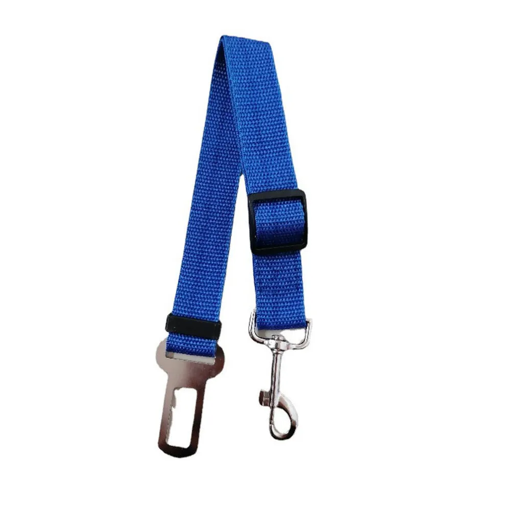 Retractable pet car safety belt in army green nylon with adjustable length for vehicle travel