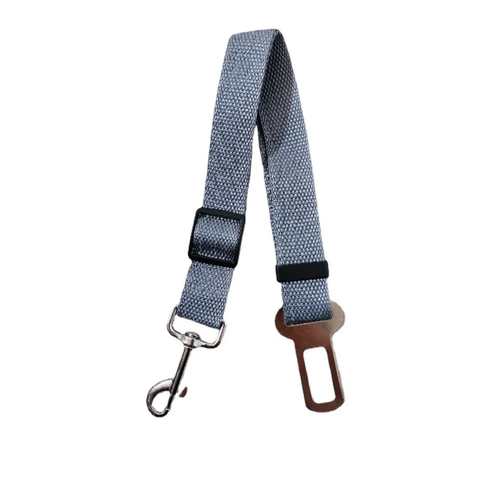 Retractable pet car safety belt in army green nylon with adjustable length for vehicle travel