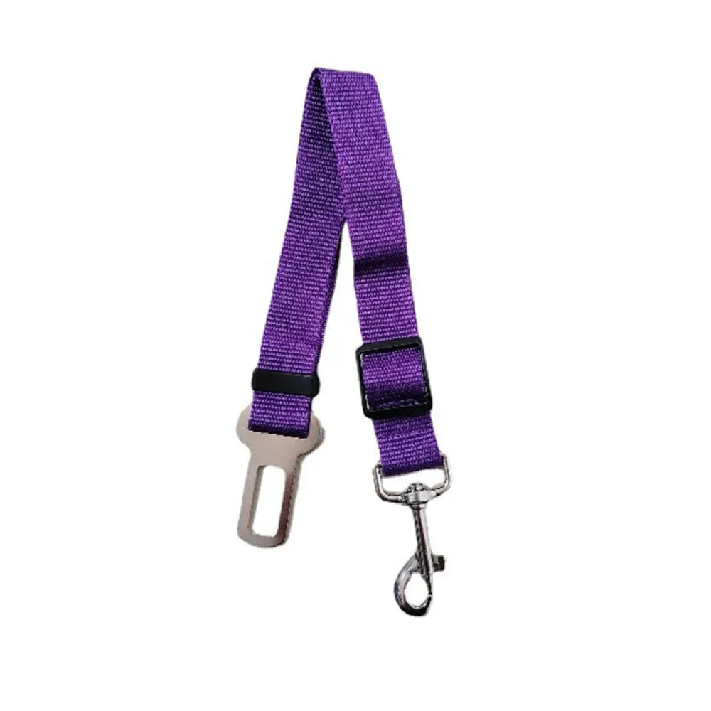 Retractable pet car safety belt in army green nylon with adjustable length for vehicle travel