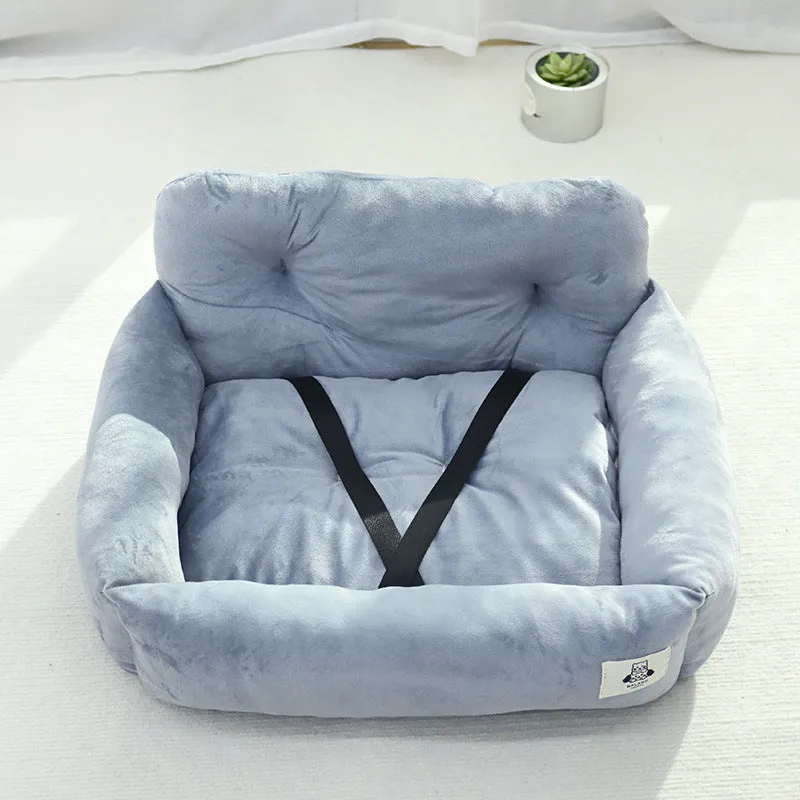 Grey and blue plaid car-mounted cloth nest for dogs, shown in small and large size options.