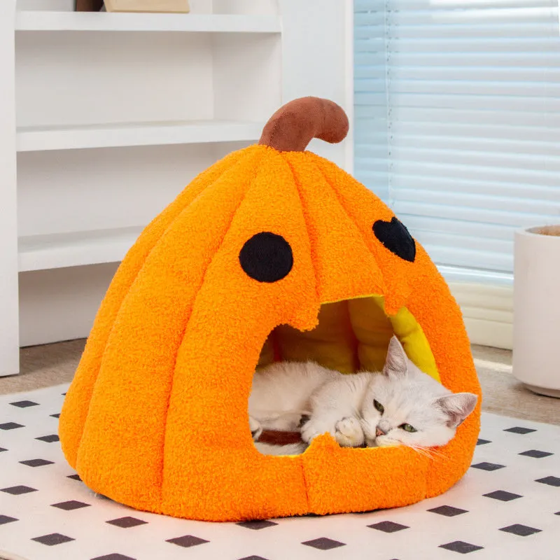 Orange cat nest sleeping hut made of PP cotton with pumpkin shape, 40cm size for small pets