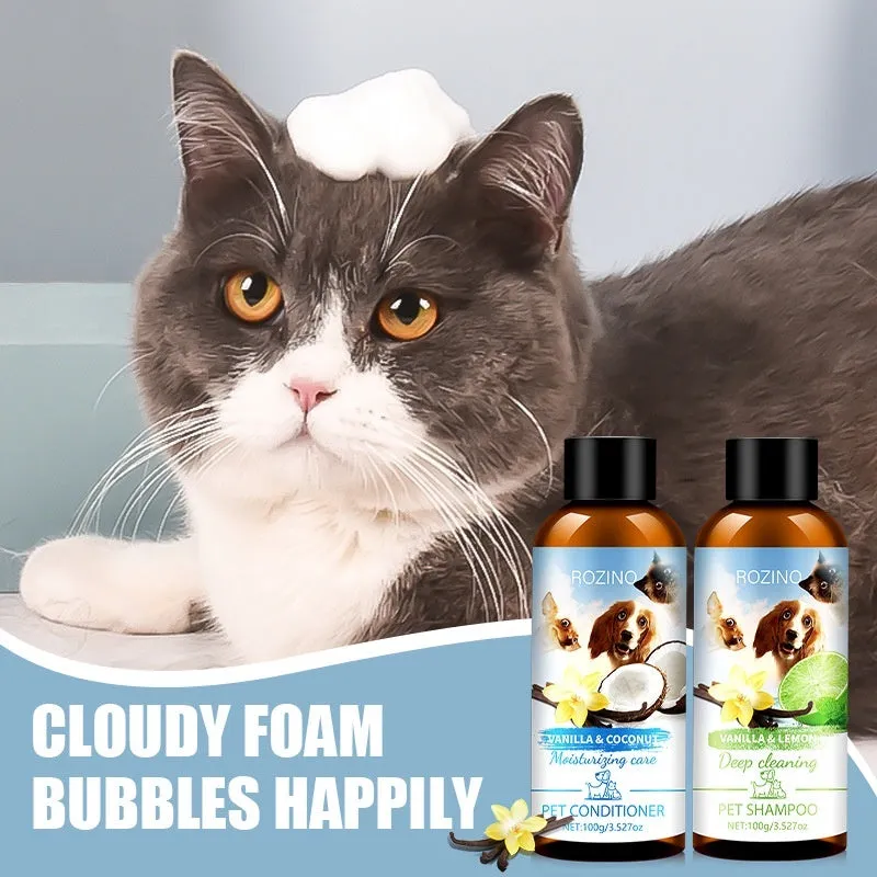 Pet wash nursing suite with two plastic bottles of shampoo and conditioner, each 100g, size 11.7 x 3.8cm