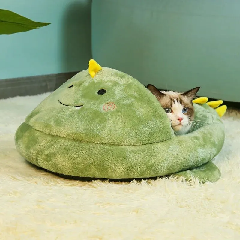 Semi-closed green pet bed with cartoon animal print, 50x45x7cm, for small cats and dogs