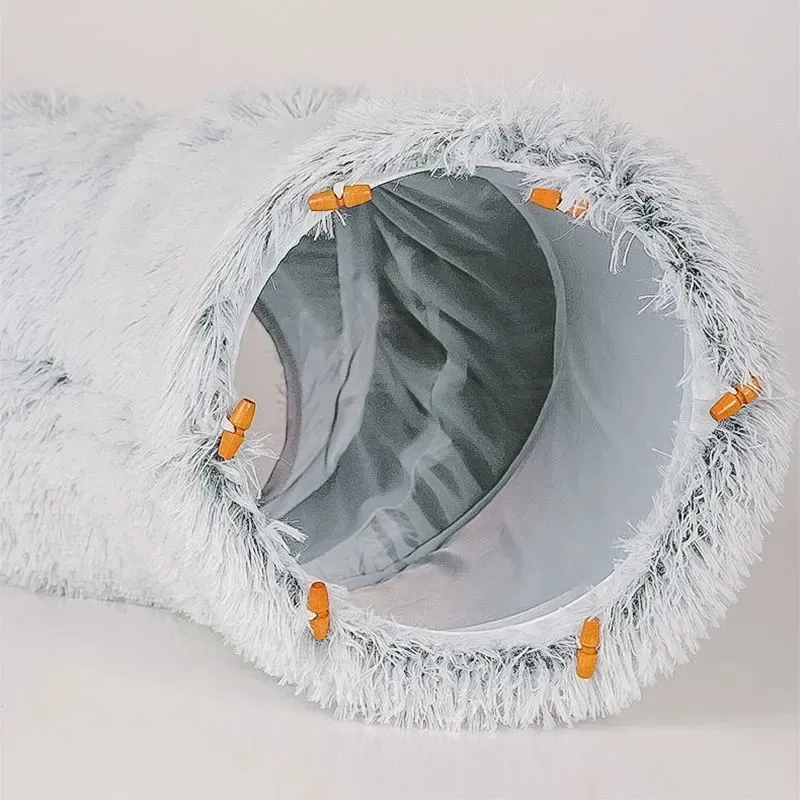 Gray plush cat bed mat measuring 85 by 85 by 26 centimetres, placed on floor for winter use
