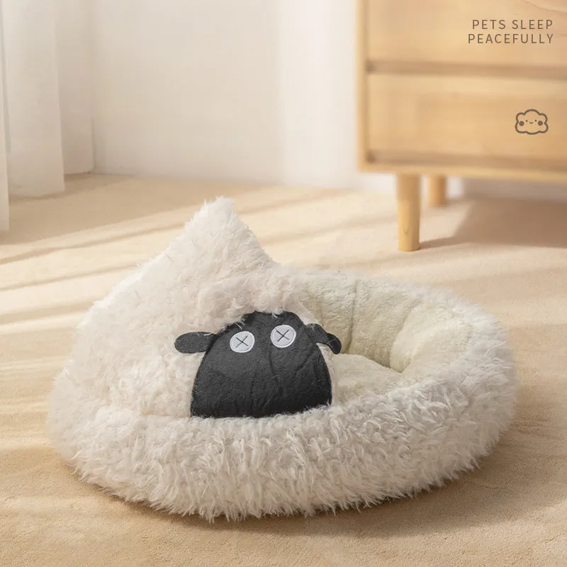 Lamb shape cave cat bed in warm plush fabric, semi-closed round design, available in S and M sizes