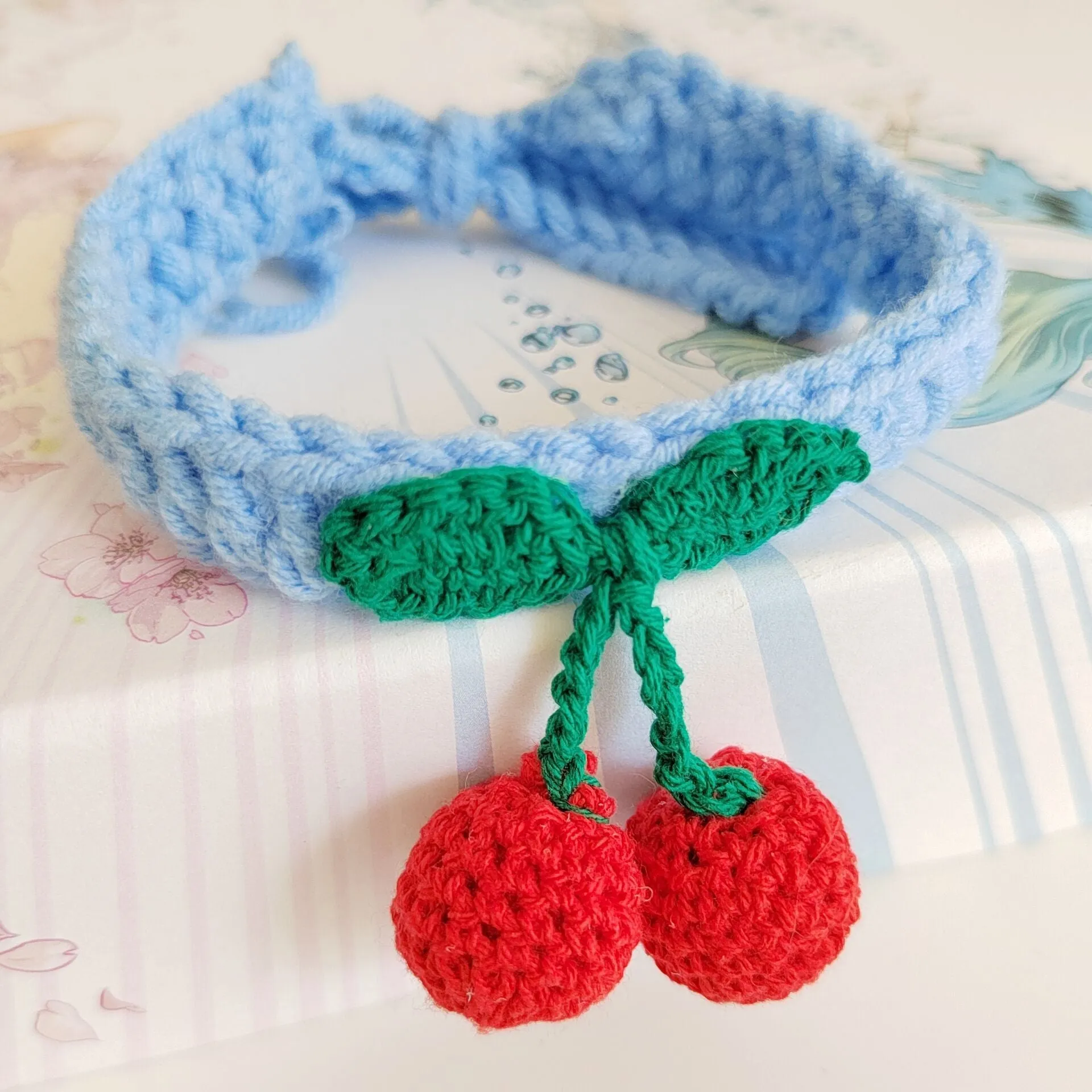 Handmade knitted cat collar in cotton thread with fruit pattern, free size 60cm, princess style