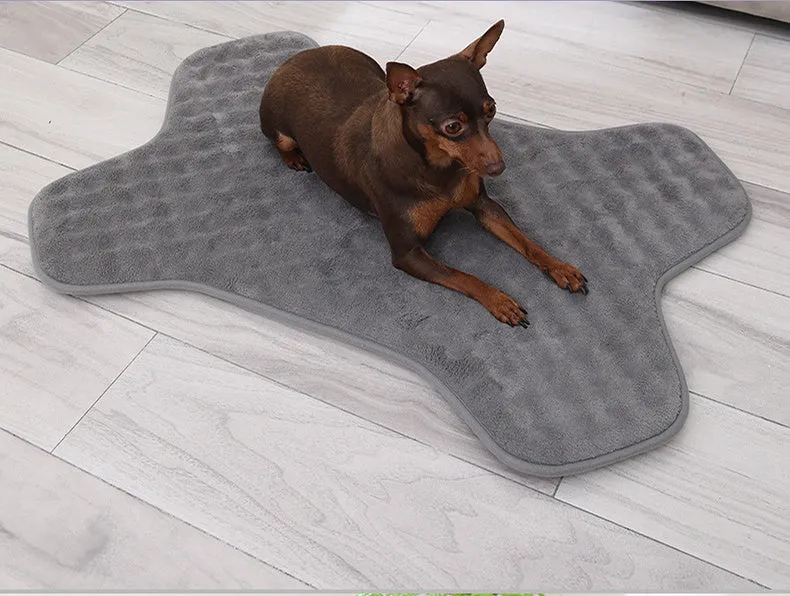 Grey anti-slip pet mat 72cm x 50cm for small and medium dogs and cats