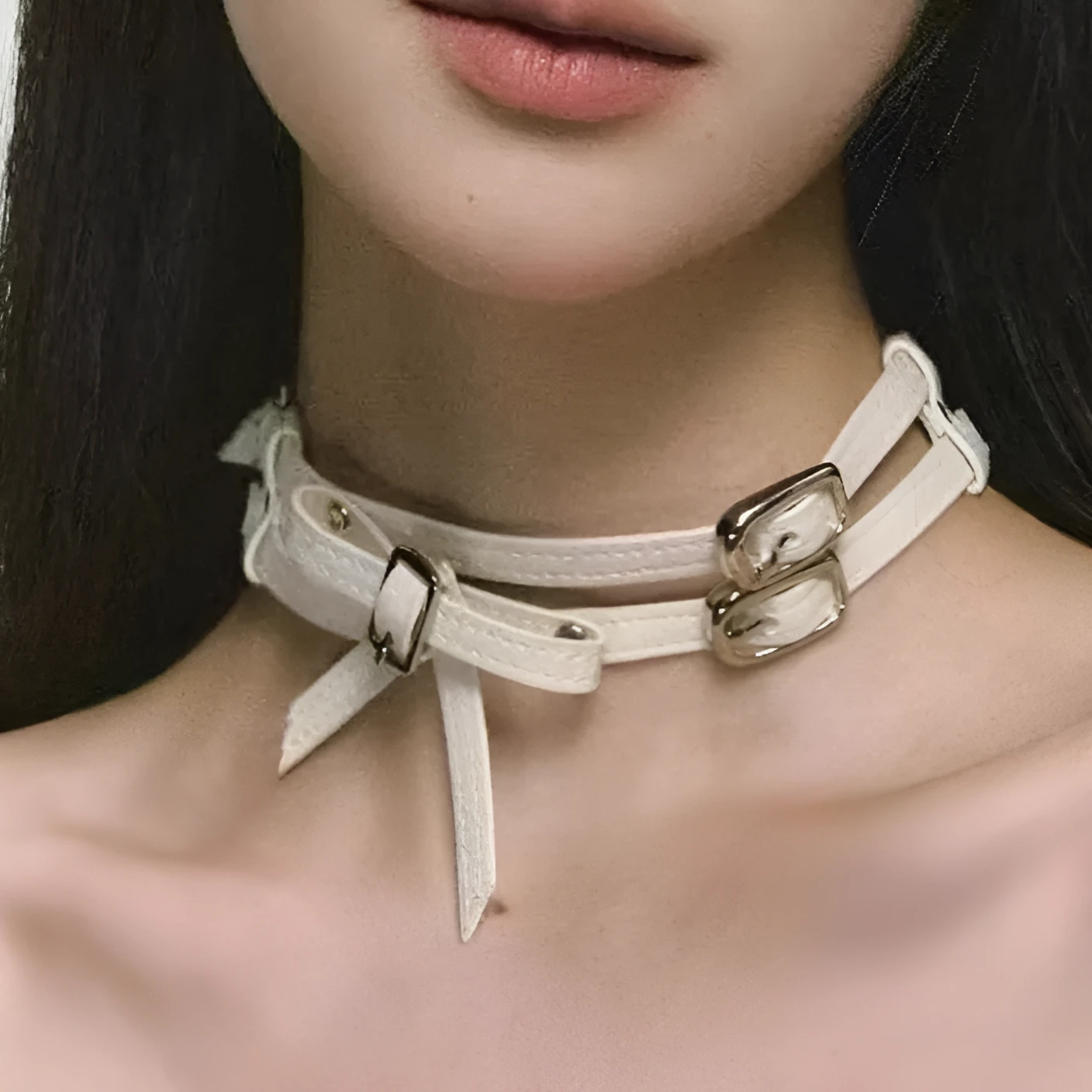 Women's cool white bow leather necklace with electroplated alloy pendant on leather cord