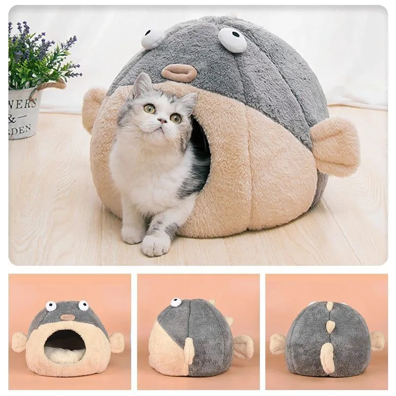 Balloonfish-shaped plush pet mat cushion for small dogs and cats, available in three sizes