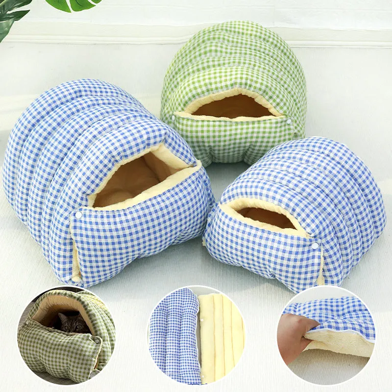 Enclosed cat kennel with removable washable cover in soft cloth, available in multiple colours and sizes