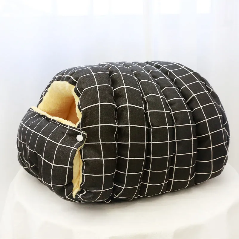 Enclosed cat kennel with removable washable cover in soft cloth, available in multiple colours and sizes
