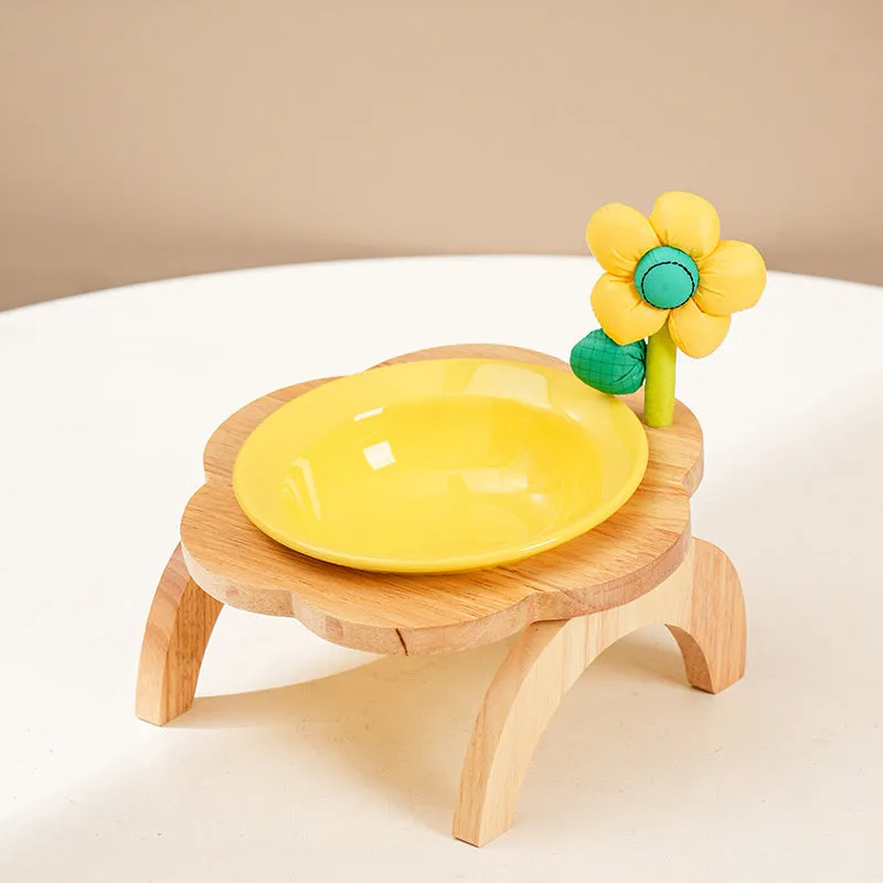 Flower shaped ceramic cat food bowl with wood stand in multi colour, 200ml capacity, 14.7cm diameter