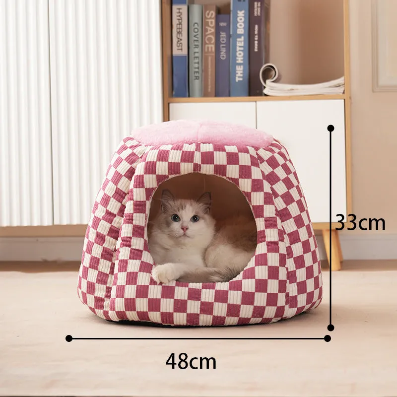 Closed cat kennel in green made from drawing flannel with PP cotton filling, 48 x 48 cm size, for cats up to 7 kg