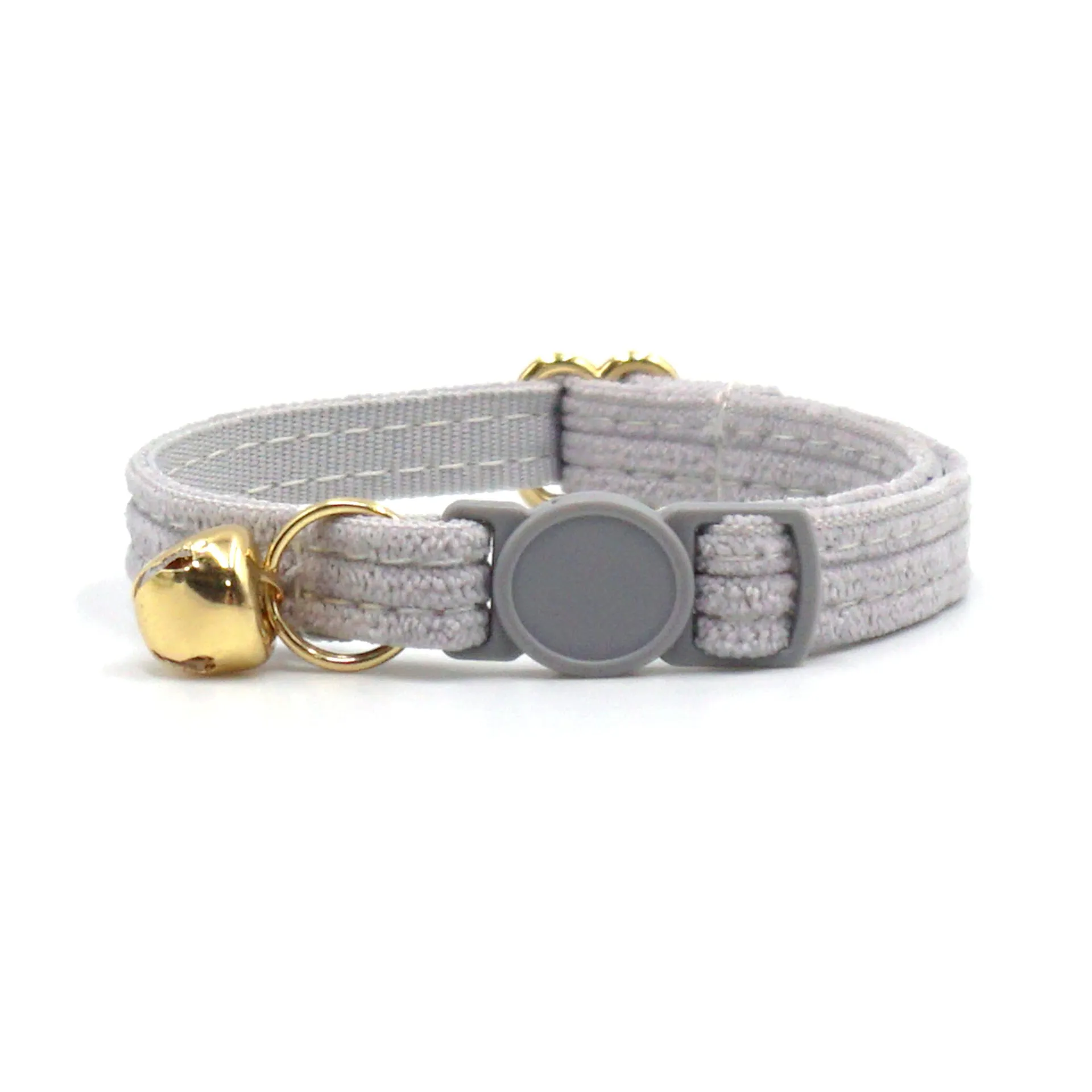 Cat collar with safety buckle and bell, available in corduroy or velvet, in multiple colours for small cats.