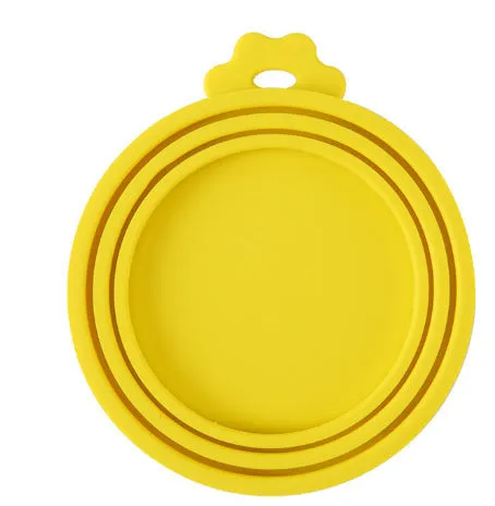 Silicone pet seal three-in-one can cover and spoon in sky blue on a pet food tin