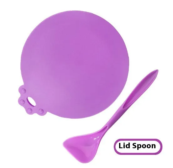 Silicone pet seal three-in-one can cover and spoon in sky blue on a pet food tin