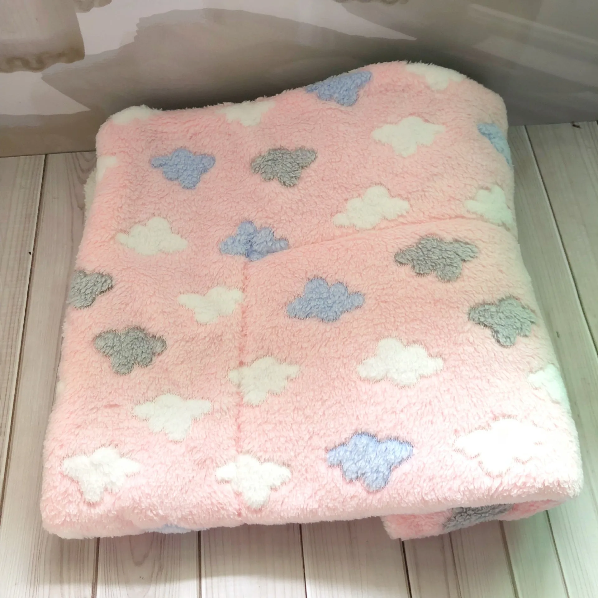 Thick flannel pet blanket in soft coral fleece for dogs cats on sofa
