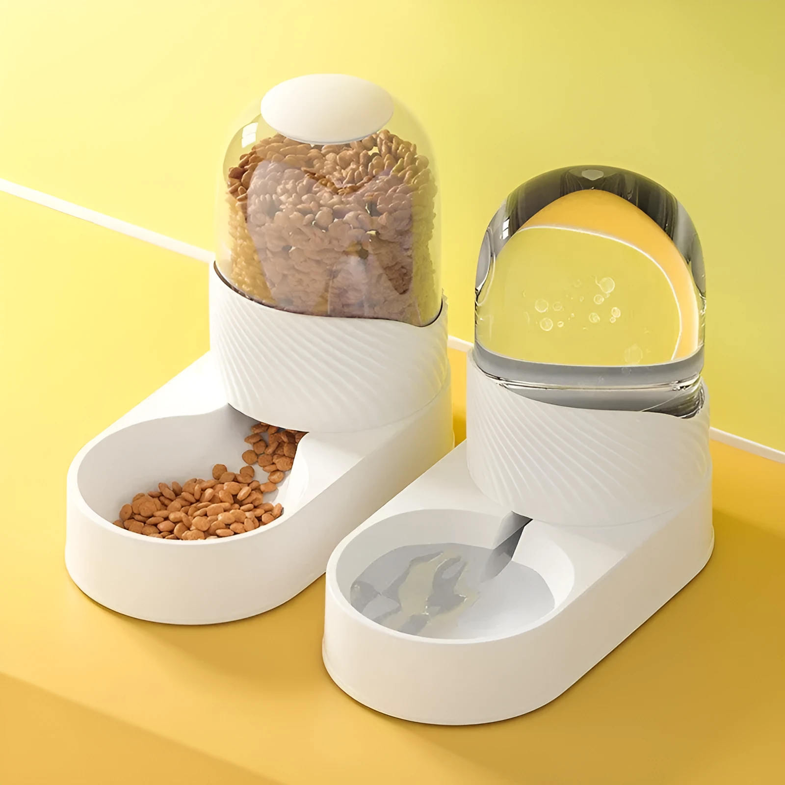 3.5L water dispenser and slow food bowl set for dogs and cats in white orange colour