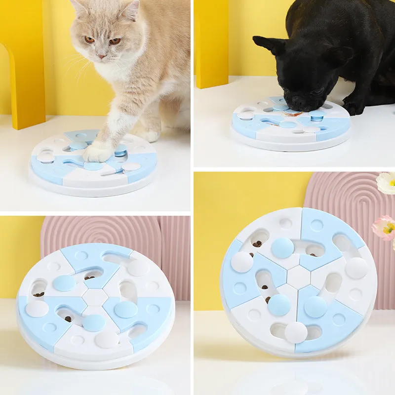Blue and white jigsaw puzzle feeding tray for dogs made from PP material