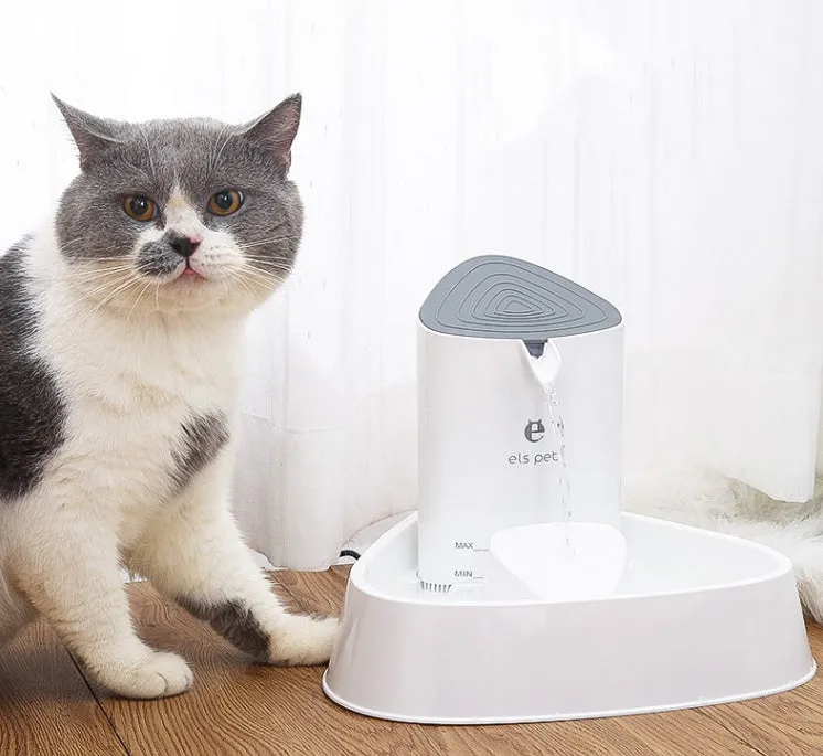 Ceramic white 1.8L pet water dispenser with quadruple filtration and silent pump for dogs and cats
