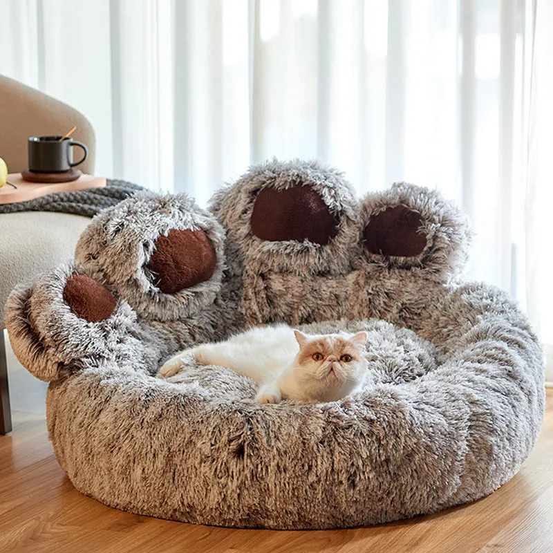 Bear paw kennel teddy pet mat in coffee colour, short plush fabric on floor