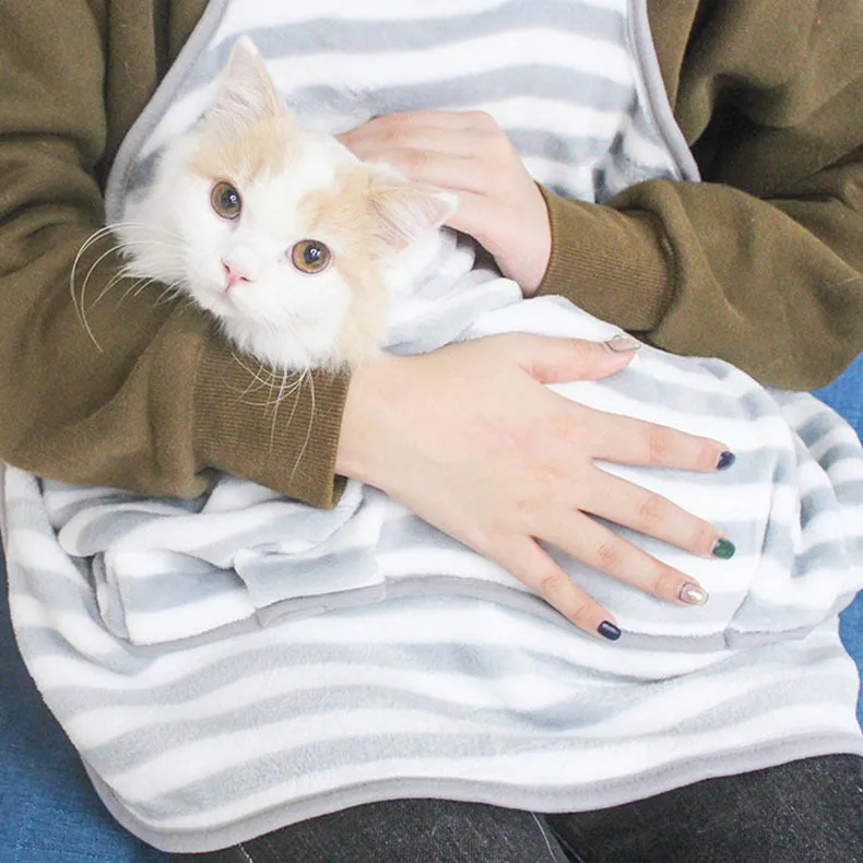 Coral fleece pet apron with inner bag, non-stick anti-grab, 71cm x 62cm, for cats and small dogs
