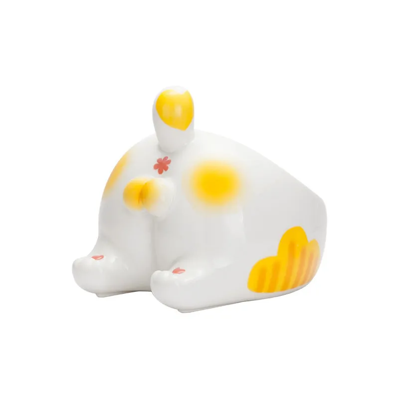 Ceramic pet bowl with inclined mouth design in a cute cat butt shape, suitable for cat or dog food and water