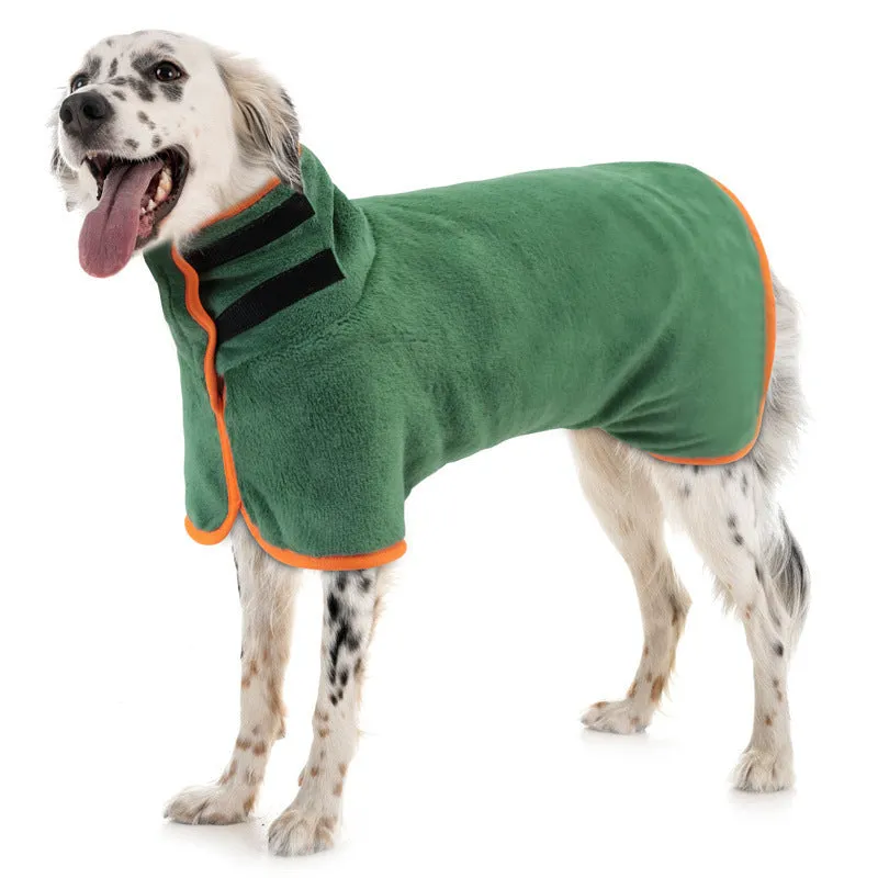 Microfiber dog bathrobe in green with size M measurements for canine drying after bath