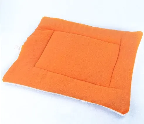 Pet air conditioning cooling mat in fruit green for dogs and cats cloth surface
