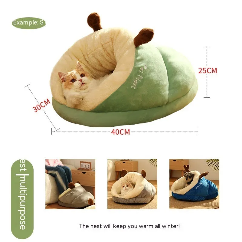 Warm slipper nest pet bed in crystal velvet with PP cotton, size S, avocado green colour, on a wooden floor
