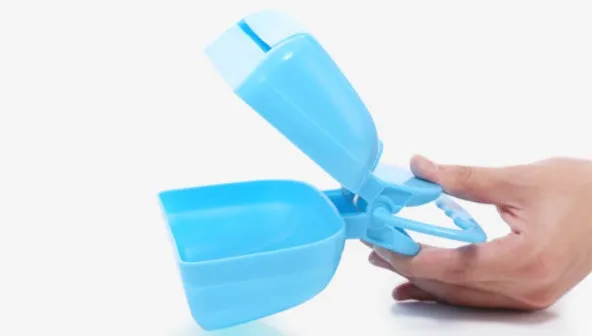 Pet toilet cleaning supplies made of PP polypropylene material in blue colour