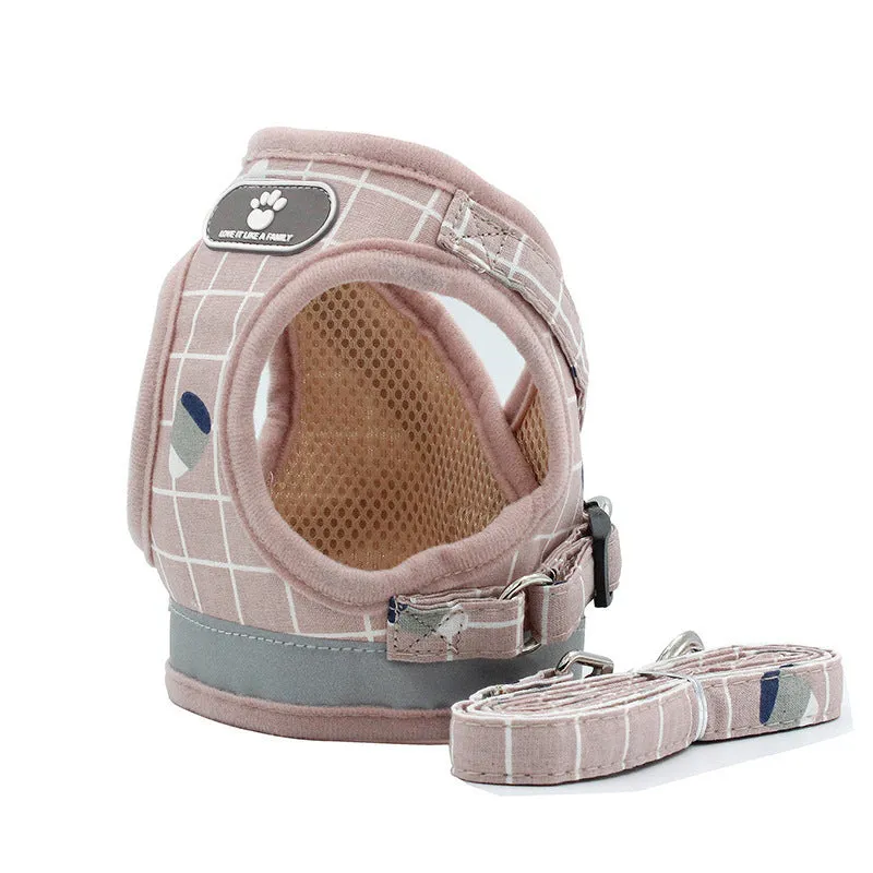 Reflective dog leash traction belt with strips made of polyester in grey colour