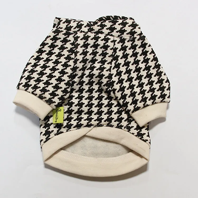 Casual polyester dog clothes in houndstooth pattern for small breeds like Pug, spring summer style