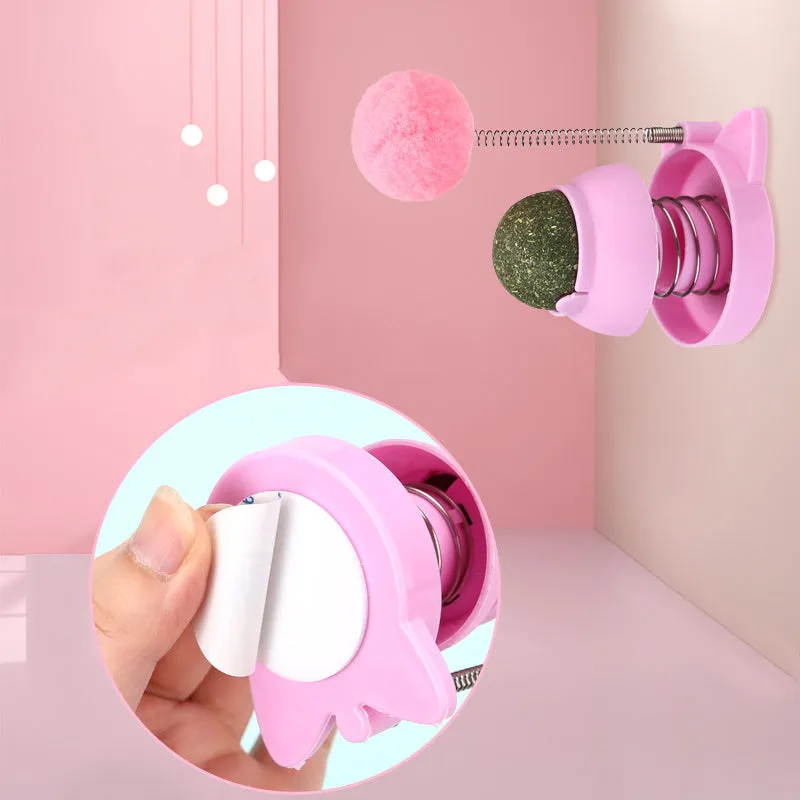 Cat toy with mint ball measuring 55mm diameter for hairball relief and teeth cleaning