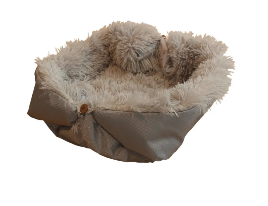 Foldable pet bed mat in plush and imitation linen with multiple colour options