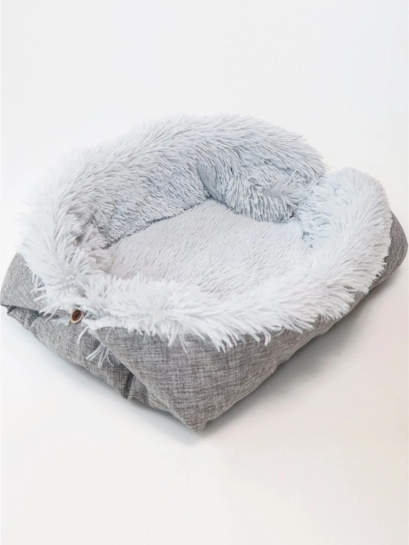 Foldable pet bed mat in plush and imitation linen with multiple colour options