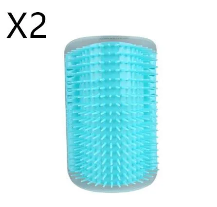 Cat self-grooming brush with mint pad, blue colour, 9x13cm size, on light background