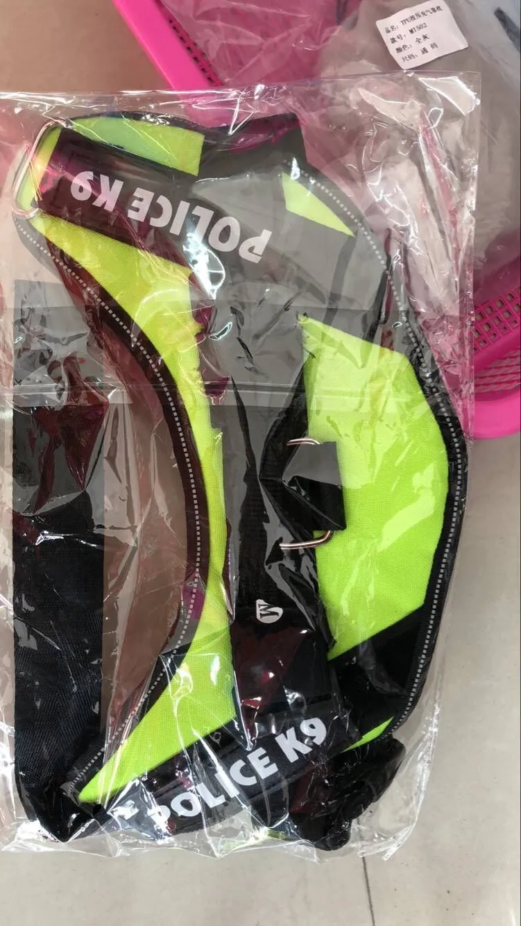 Scalable polyester dog leash for walking and training in multiple colours and sizes