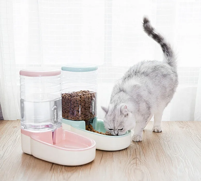 Pet automatic feeder and drinking fountain in blue with 3.8L PP plastic capacity for dogs and cats