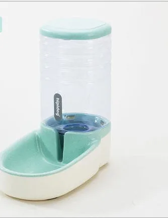 Pet automatic feeder and drinking fountain in blue with 3.8L PP plastic capacity for dogs and cats