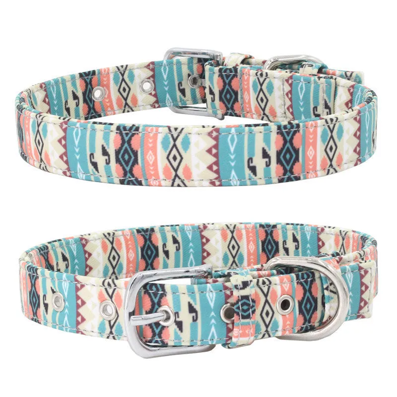 Double-layer canvas dog collar with reflective stripe in red colour on white background